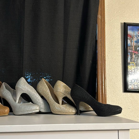 These heels are ....beautiful and fun to walk in.  Definitely a head turner. - Picture 3 of 7